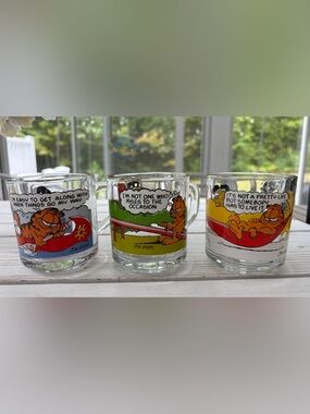 Vintage Glass Garfield Mugs (set of 3)